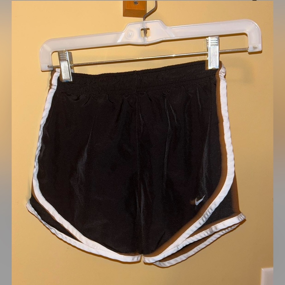 black nike shorts